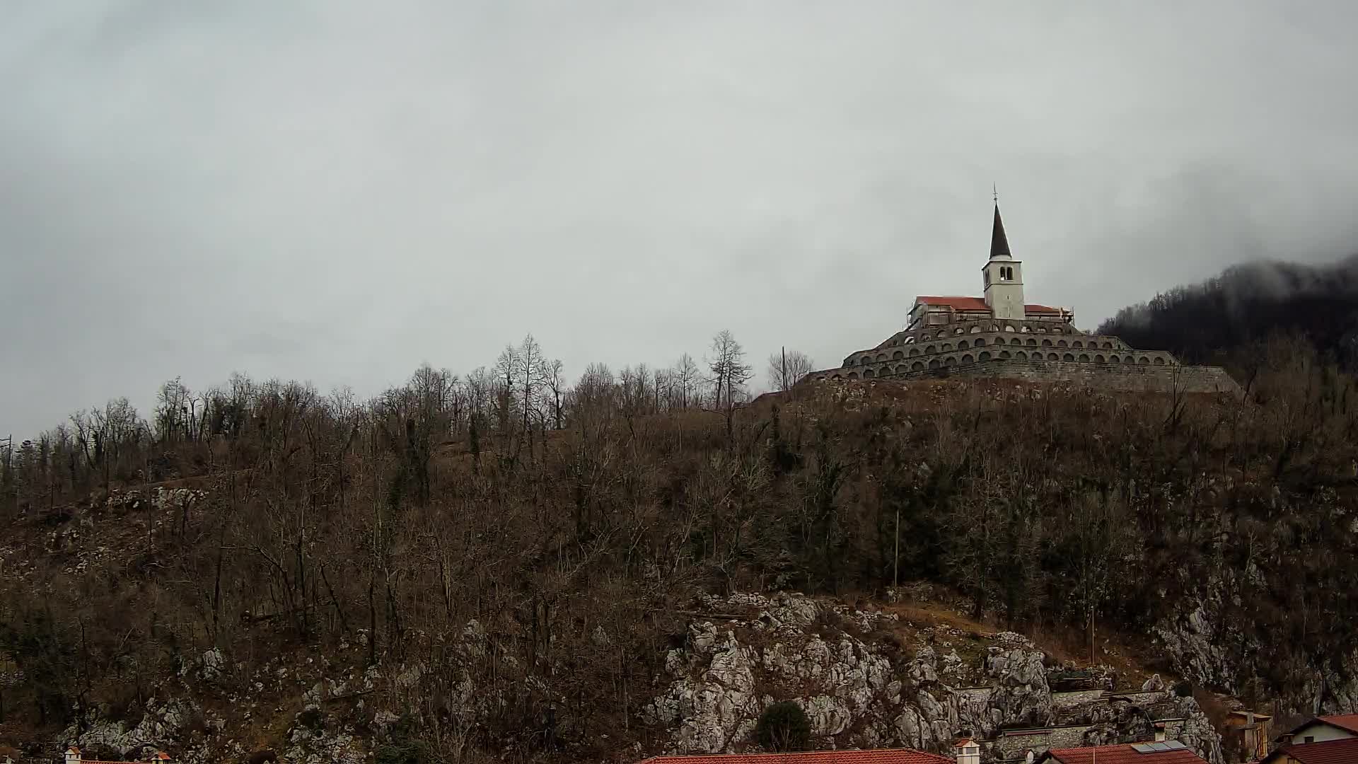 Kobarid webcam – View to Charnel House from 1st world war