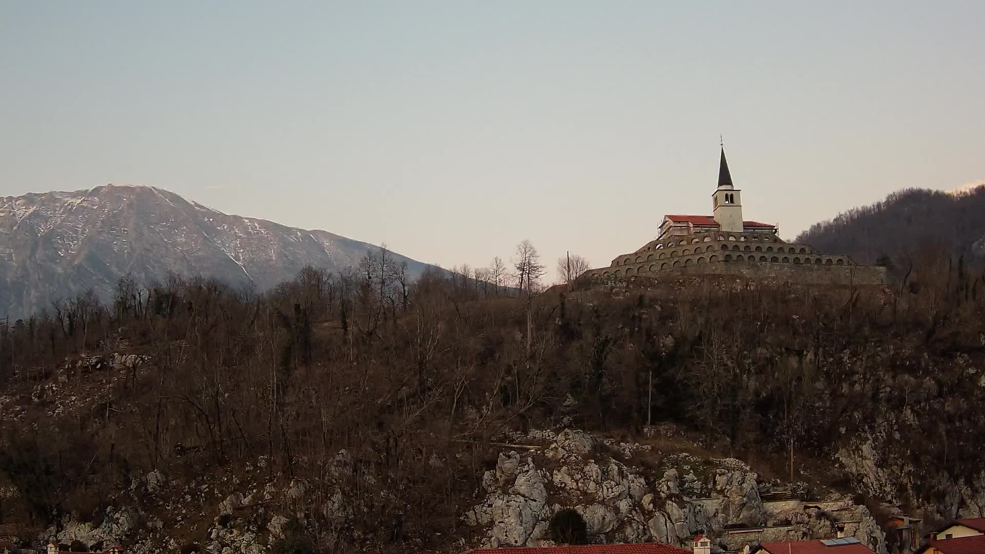 Caporetto webcam – Veduta dell’Ossario della prima guerra mondiale