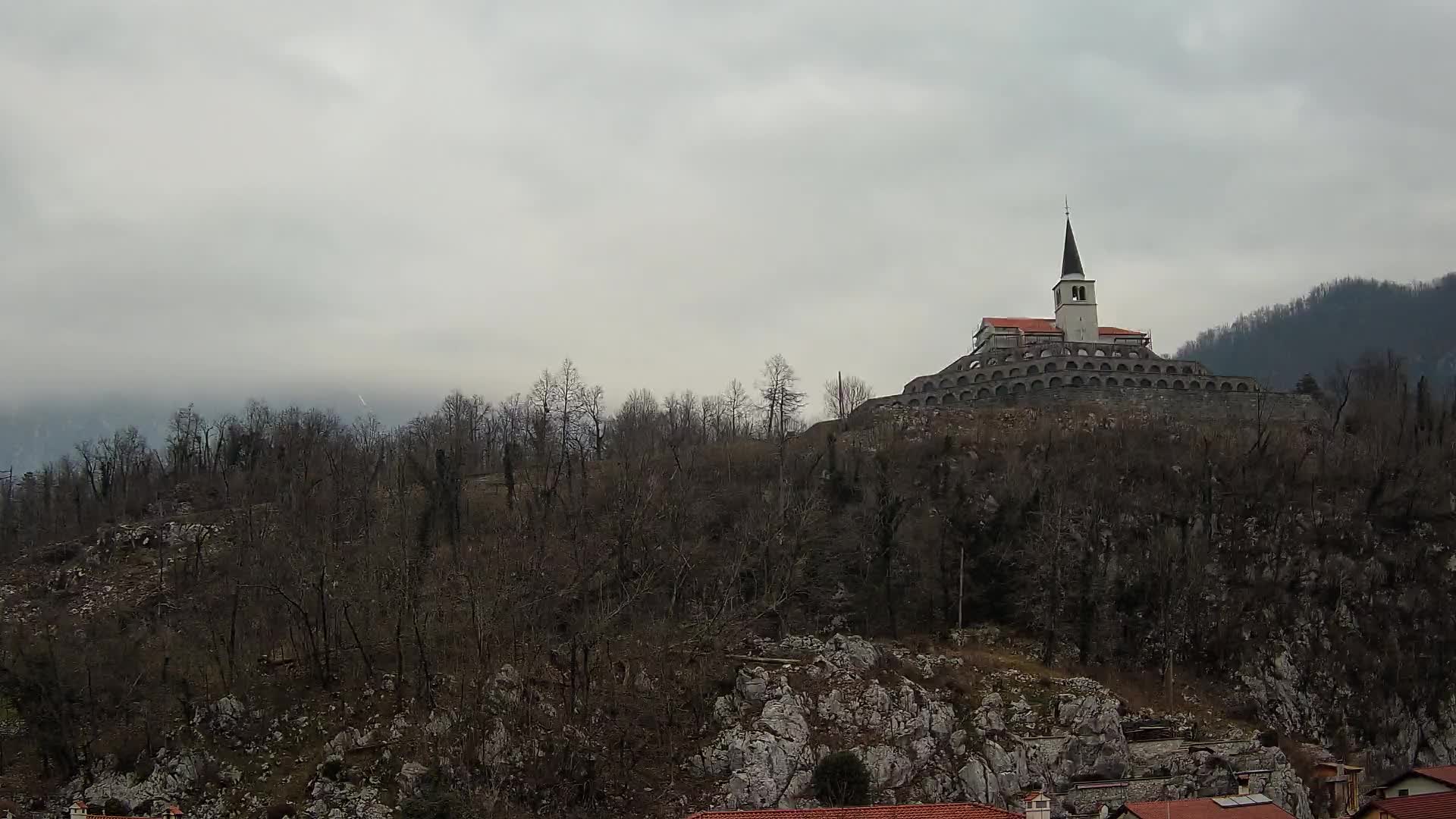 Caporetto webcam – Veduta dell’Ossario della prima guerra mondiale