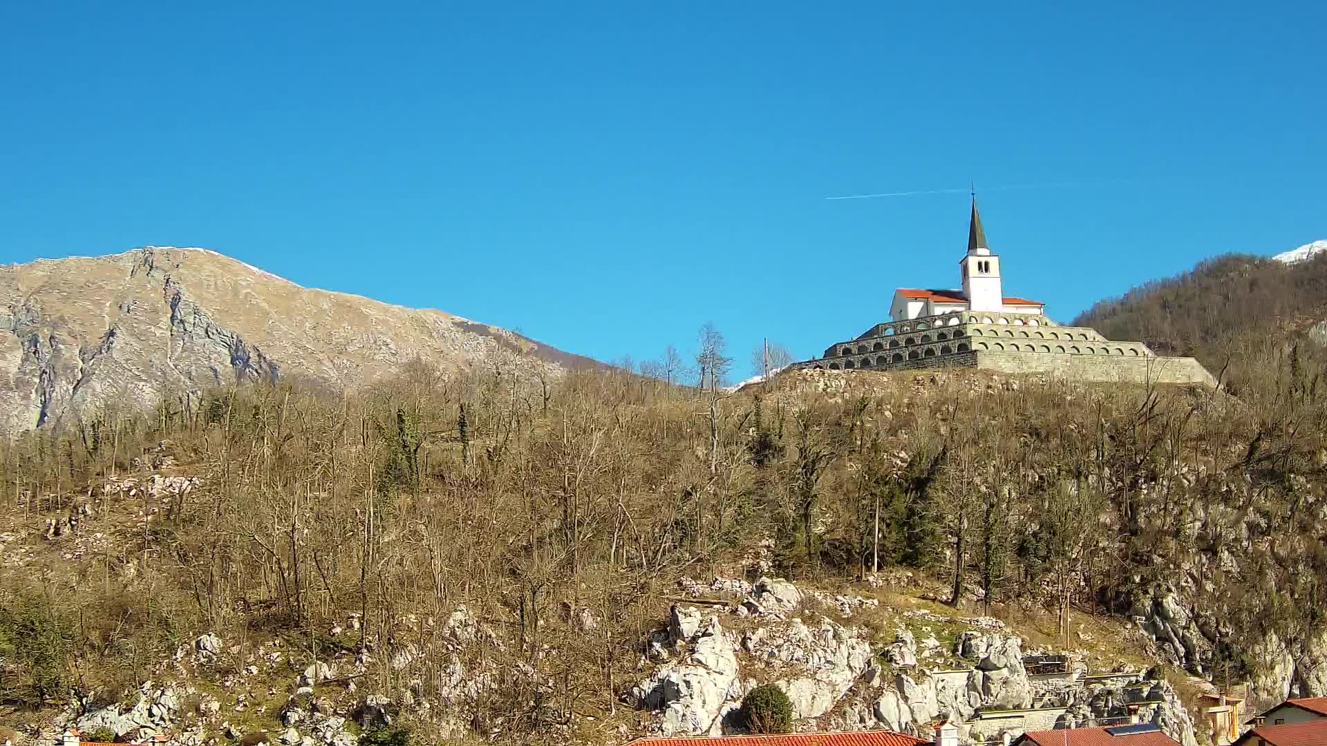 Kobarid webcam – View to Charnel House from 1st world war