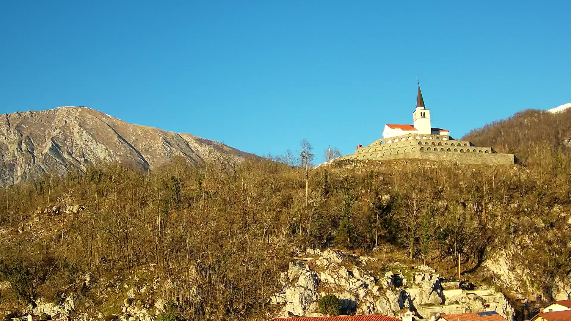 Kobarid webcam – View to Charnel House from 1st world war