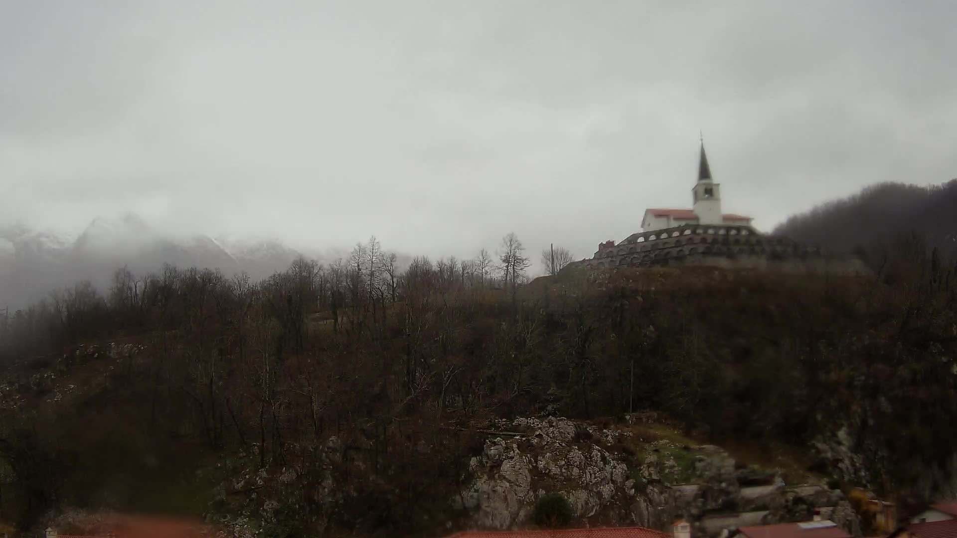 Kobarid webcam – View to Charnel House from 1st world war