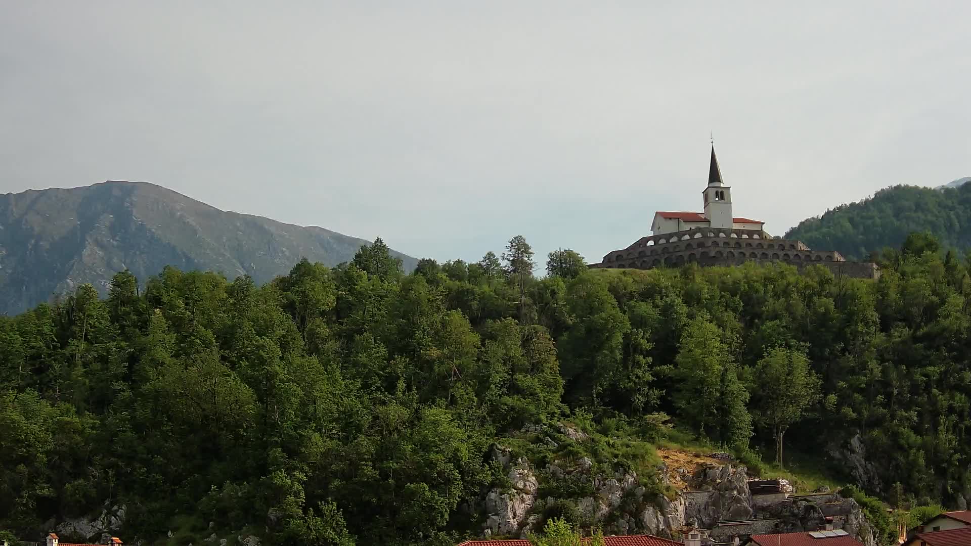 Kobarid webcam – View to Charnel House from 1st world war