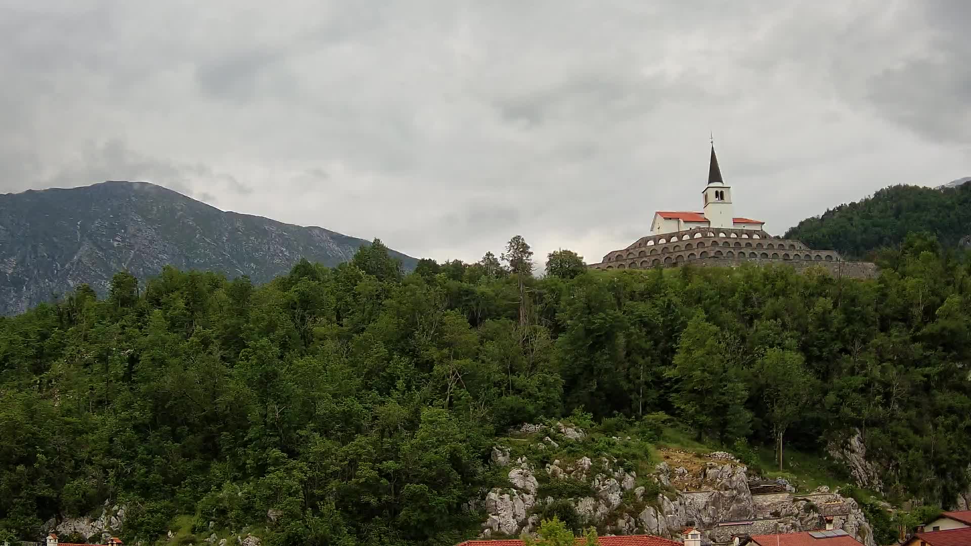 Kobarid webcam – View to Charnel House from 1st world war