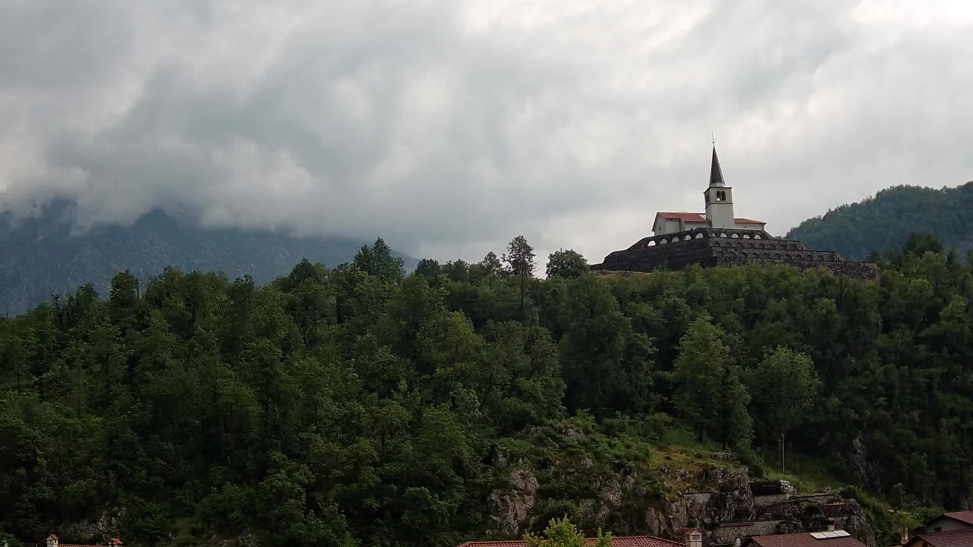 Kobarid webcam – View to Charnel House from 1st world war