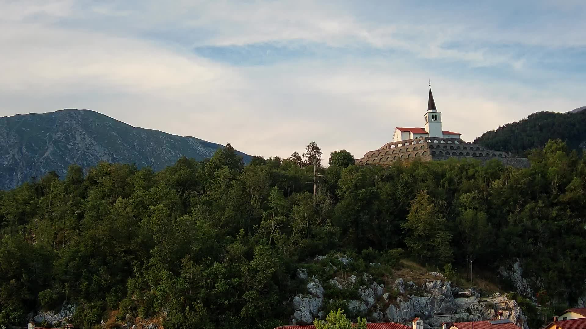 Kobarid webcam – View to Charnel House from 1st world war