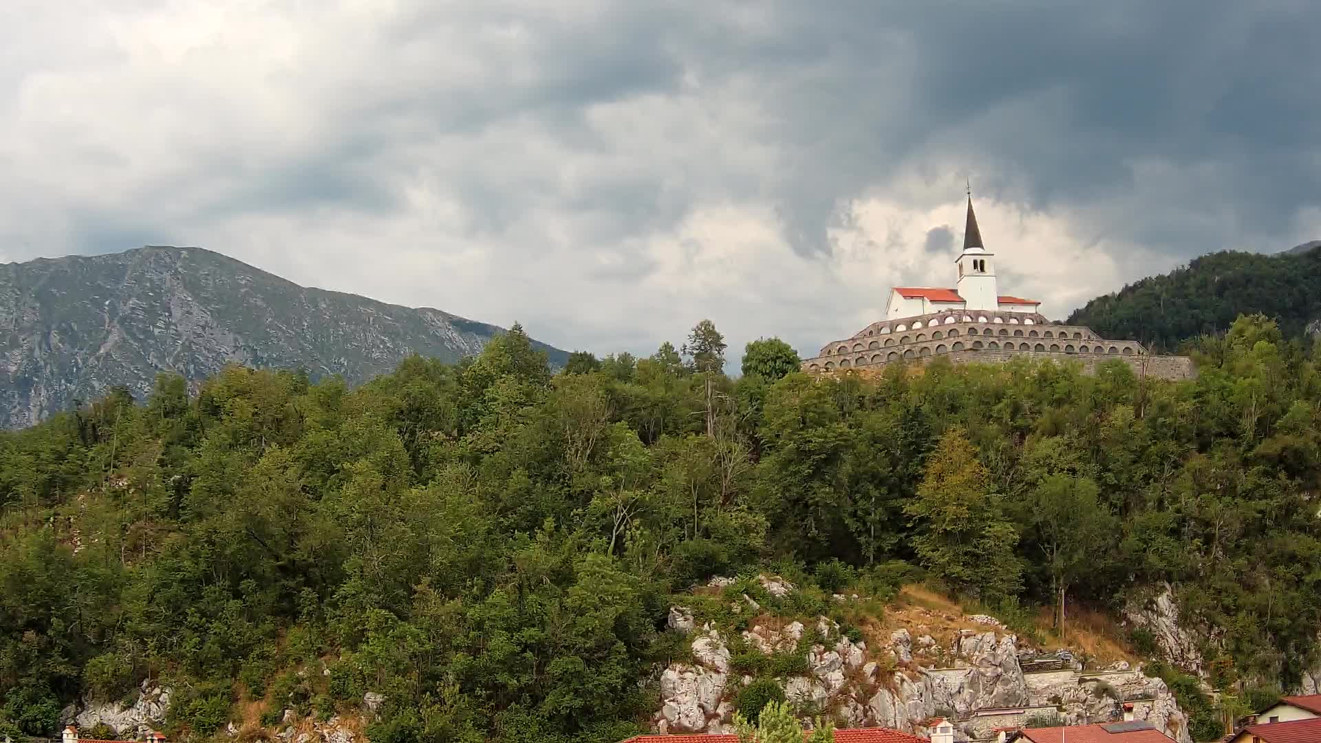 Kobarid webcam – View to Charnel House from 1st world war
