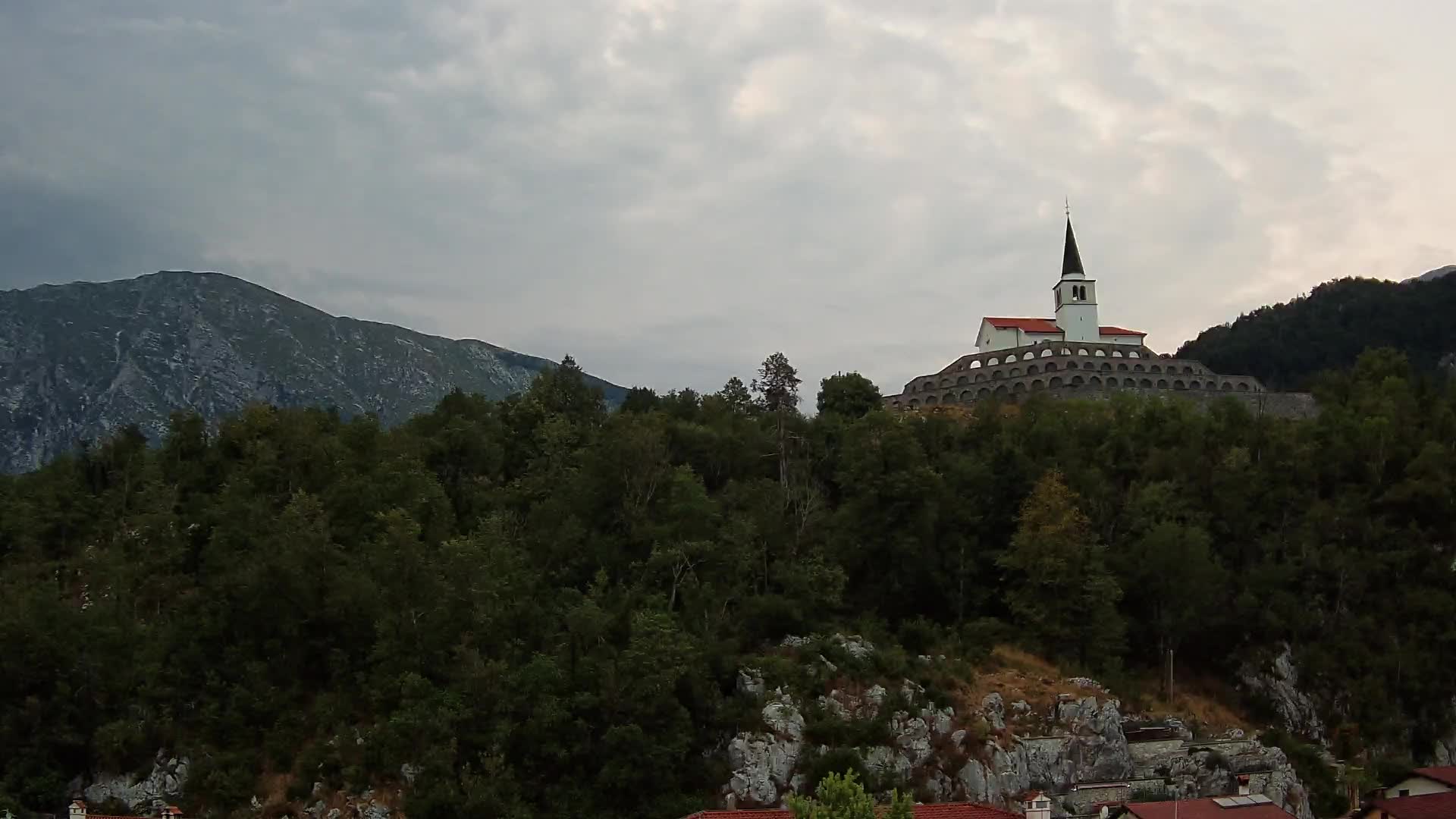 Kobarid webcam – View to Charnel House from 1st world war