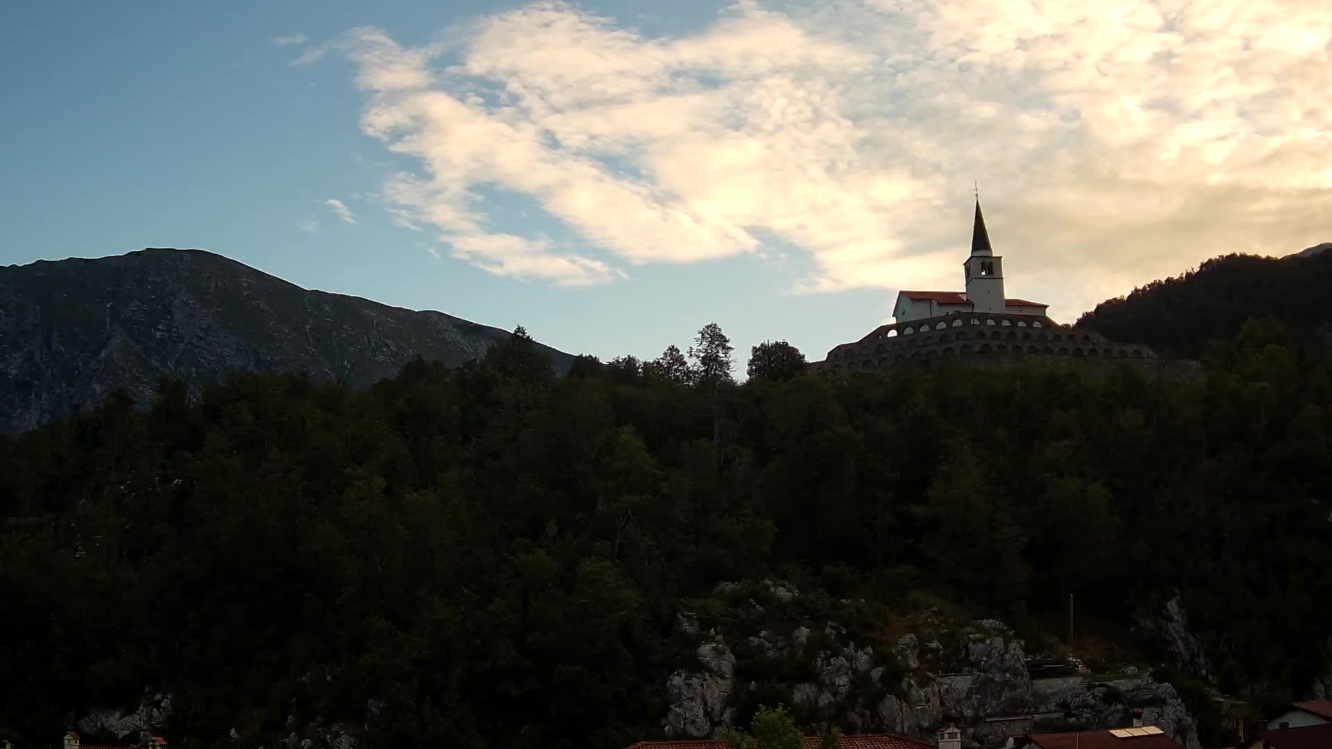 Kobarid webcam – View to Charnel House from 1st world war