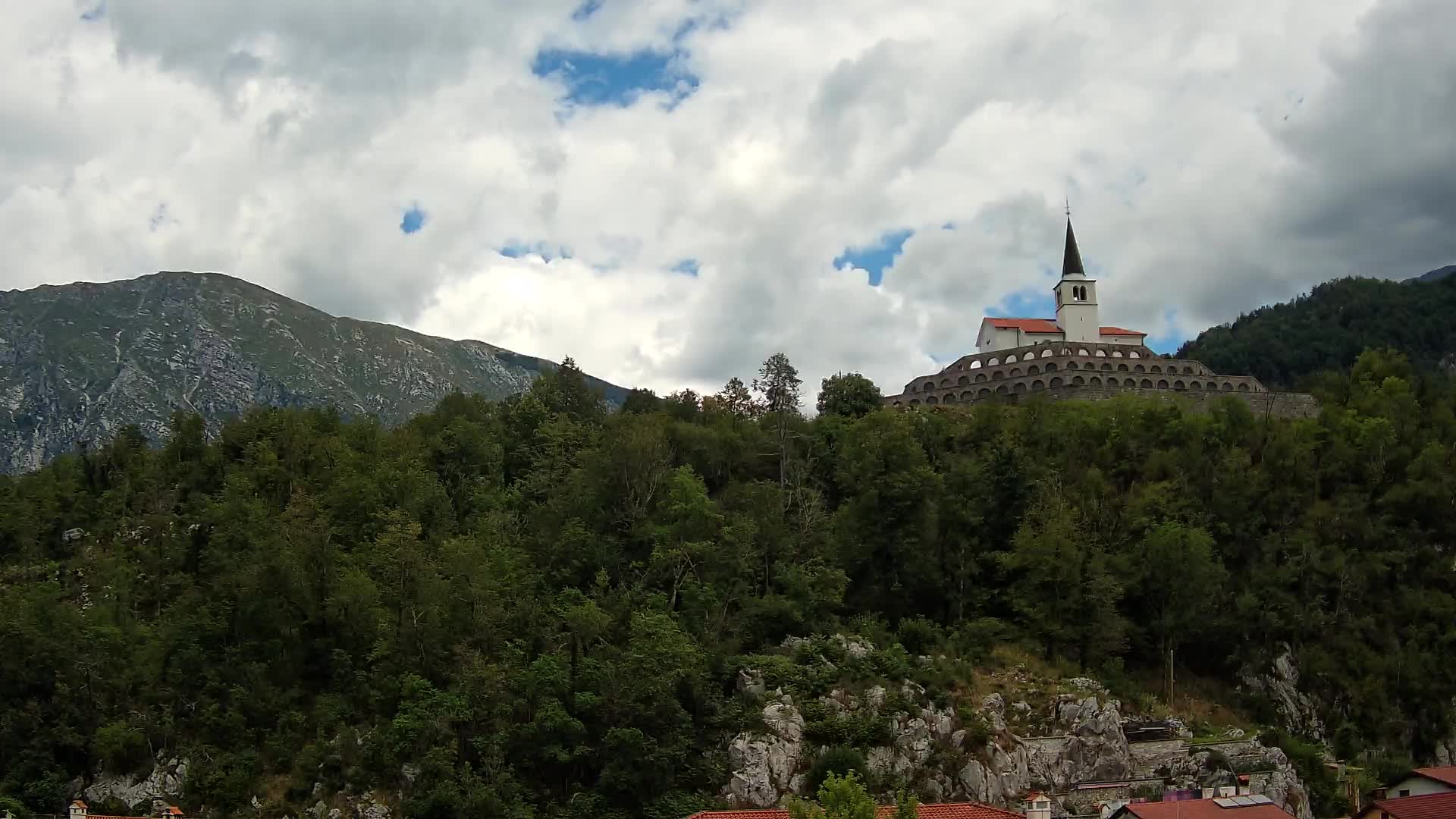 Kobarid webcam – View to Charnel House from 1st world war