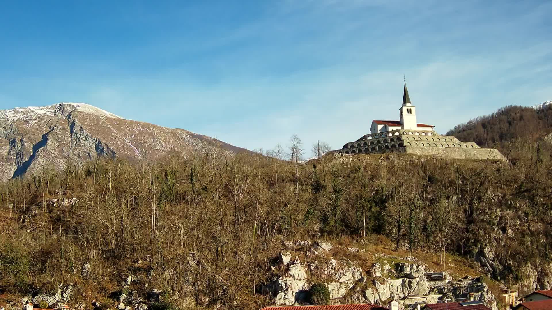 Kobarid webcam – View to Charnel House from 1st world war