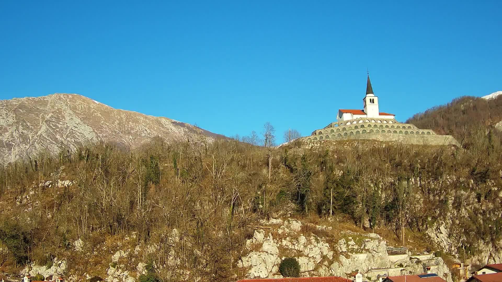 Caporetto webcam – Veduta dell’Ossario della prima guerra mondiale