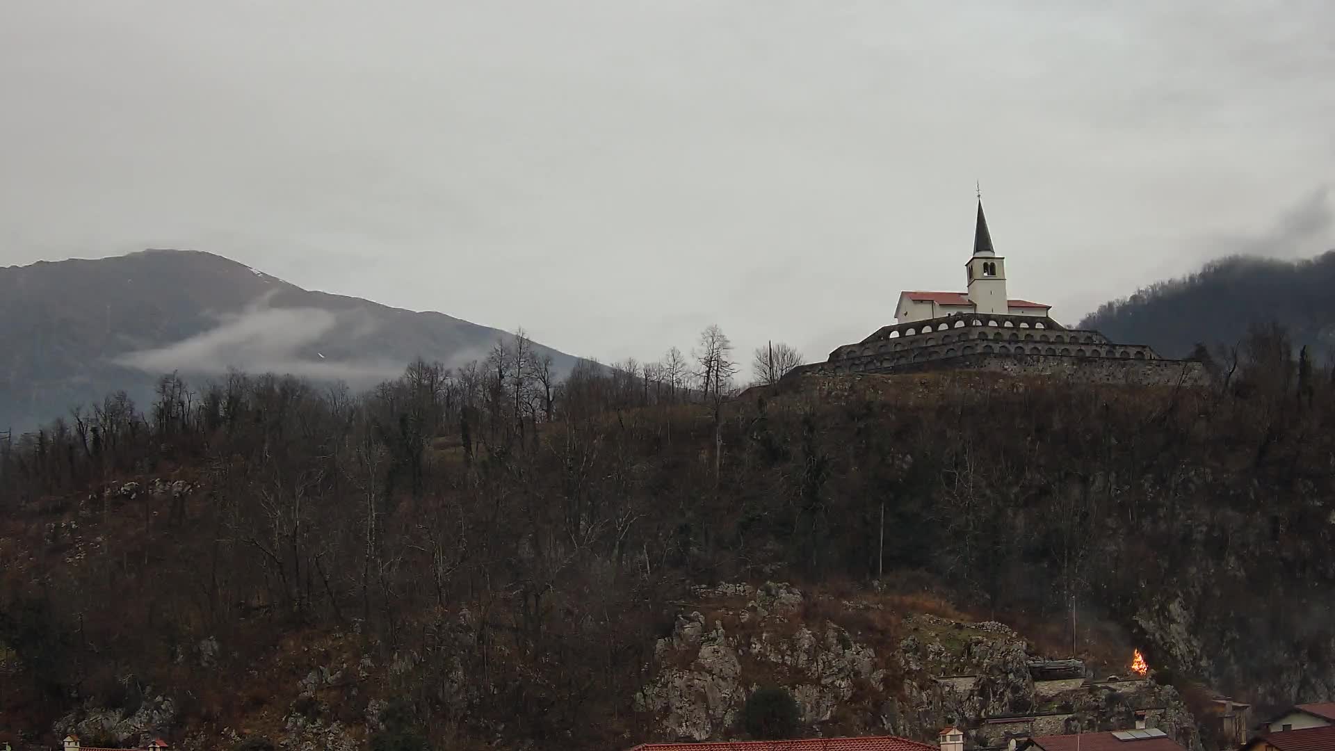 Caporetto webcam – Veduta dell’Ossario della prima guerra mondiale