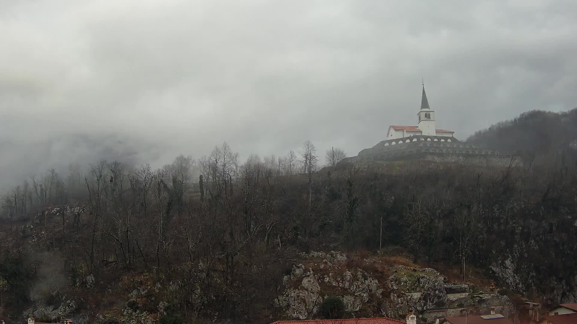 Kobarid webcam – View to Charnel House from 1st world war