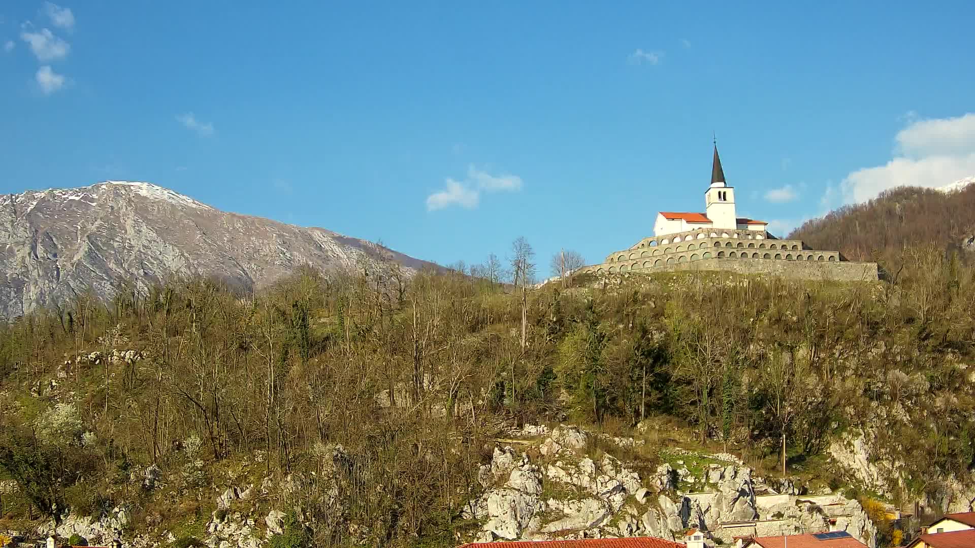 Caporetto webcam – Veduta dell’Ossario della prima guerra mondiale