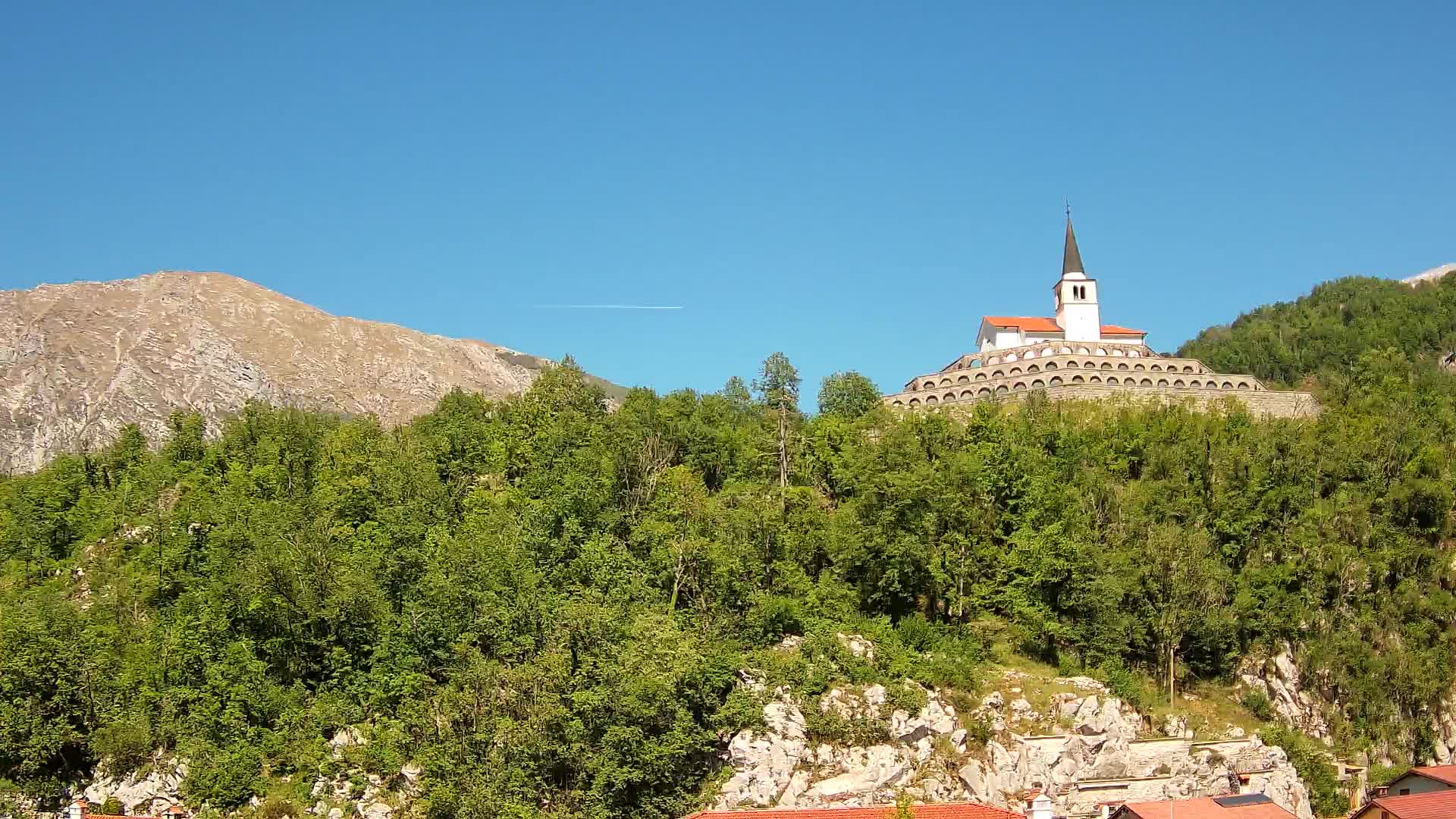Kobarid webcam – View to Charnel House from 1st world war