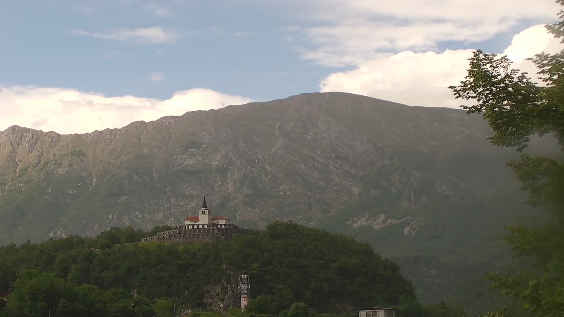 Webcam Kobarid – Vue sur Charnier de la 1ère guerre mondiale