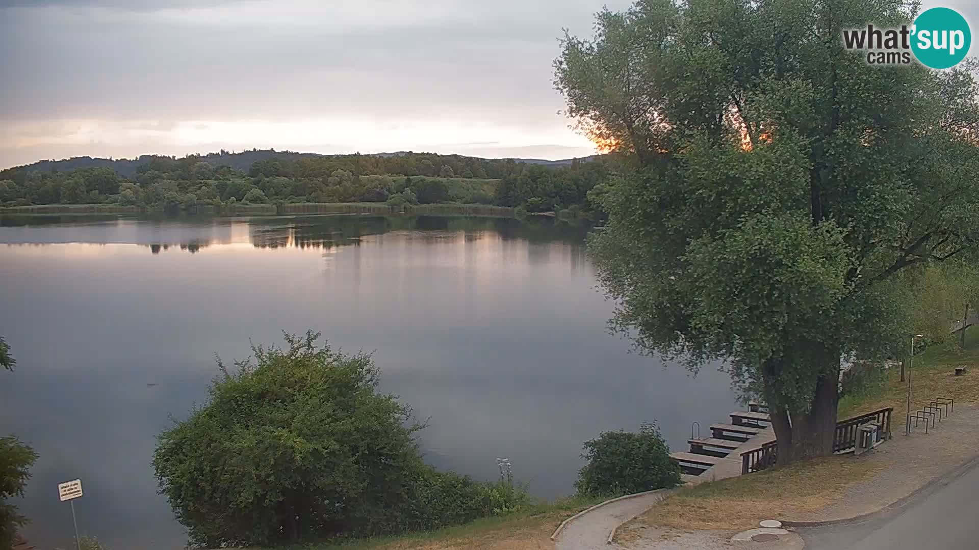 Kamera v živo Kočevsko jezero