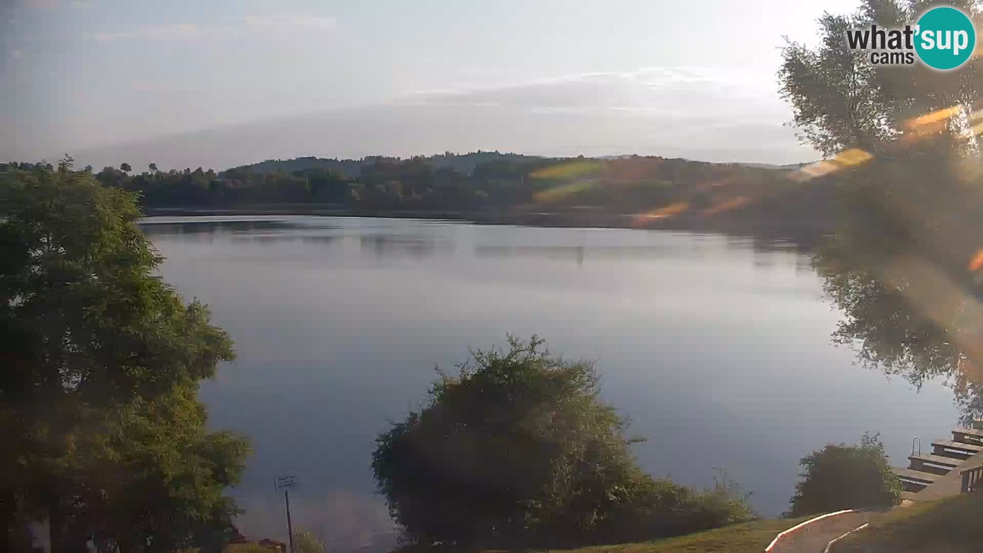 Live Webcam Kočevje lake