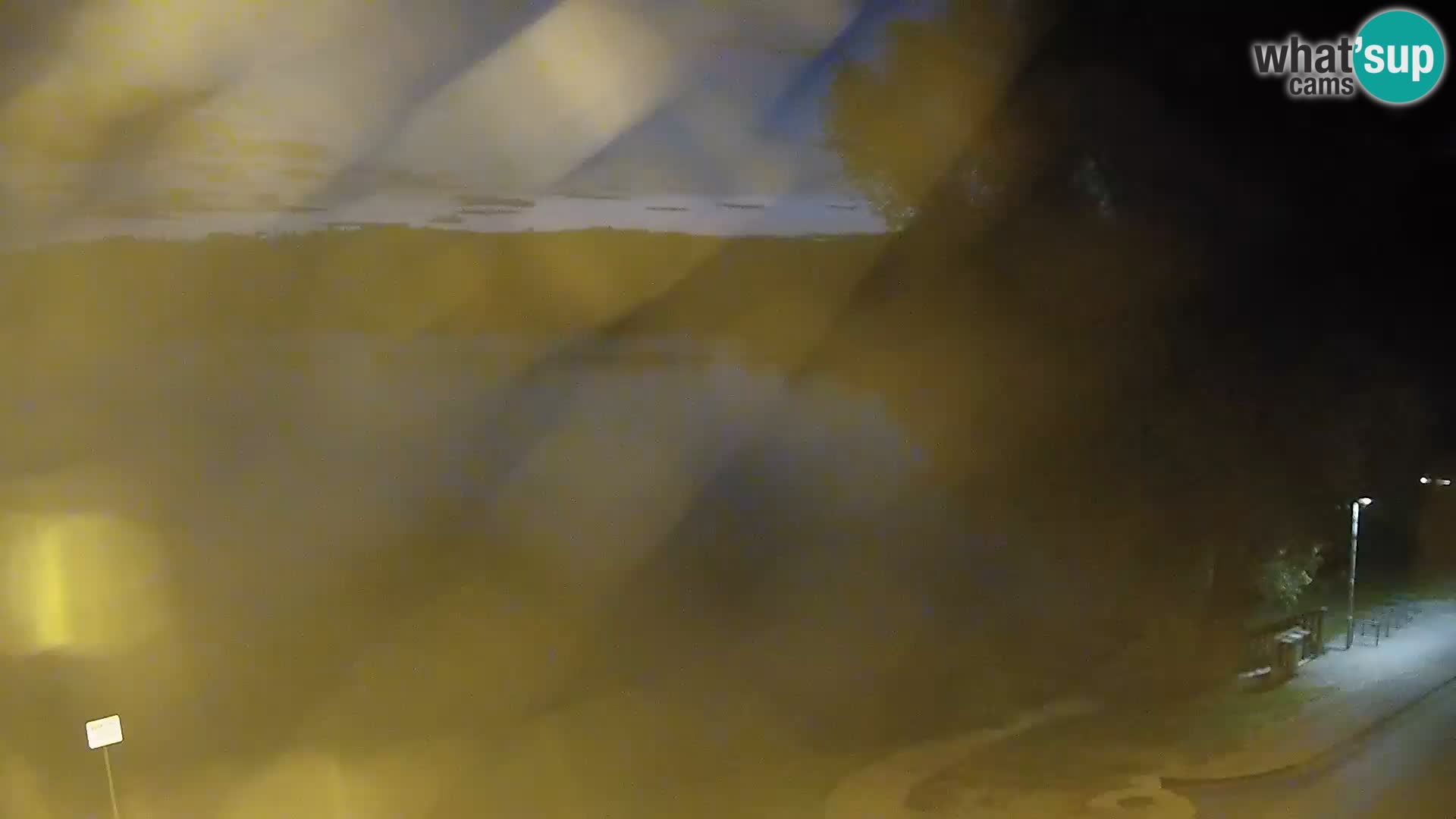 Kamera v živo Kočevsko jezero