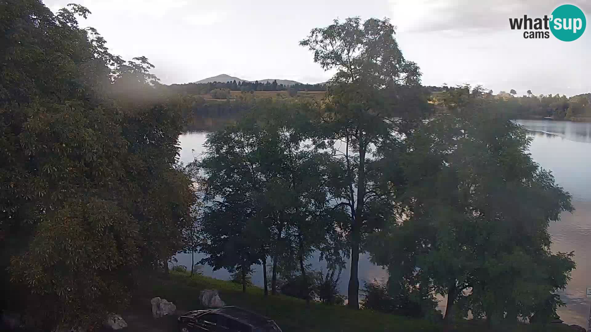 Web kamera Kočevje jezero – Slovenija