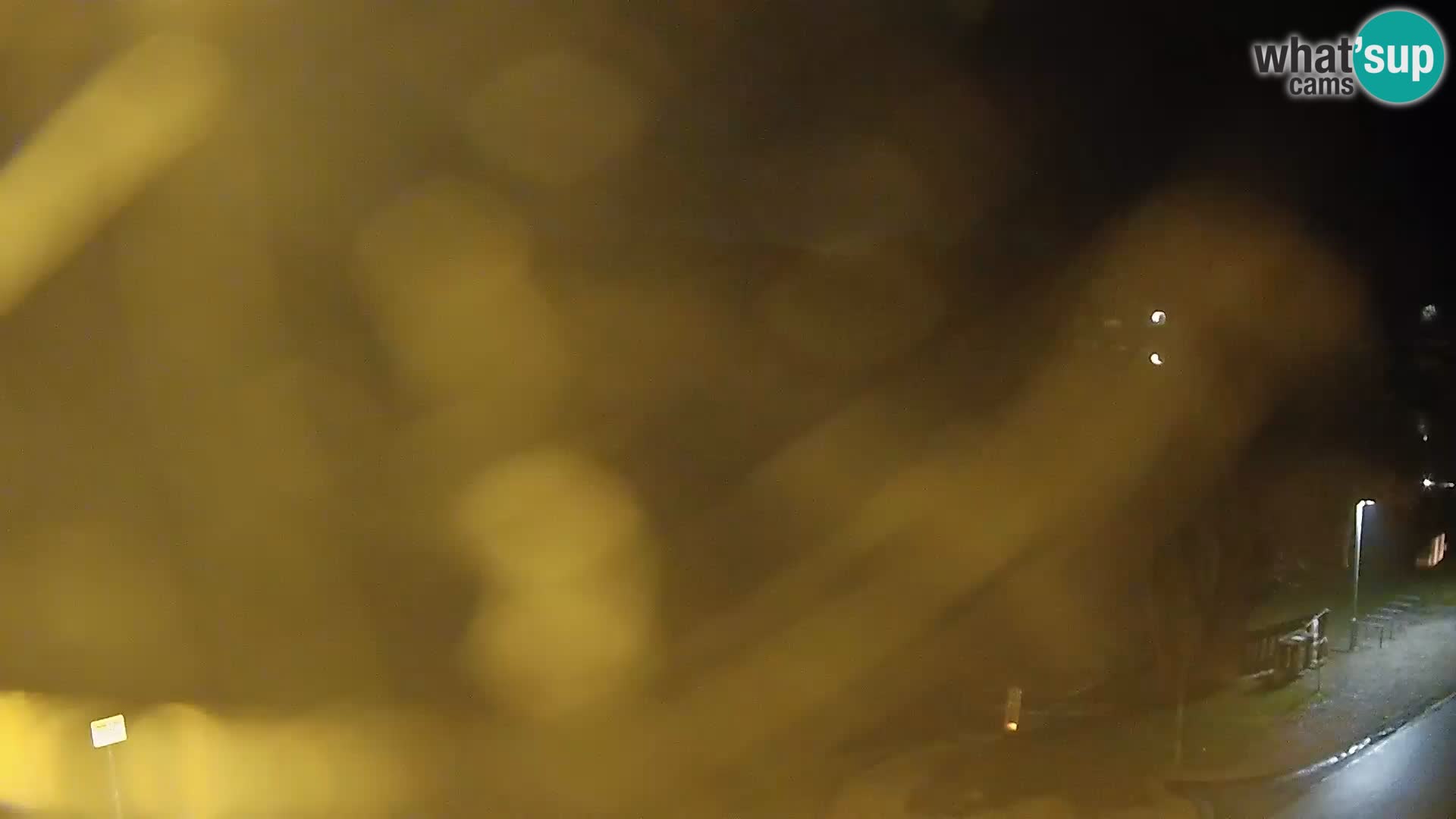 Web kamera Kočevje jezero – Slovenija