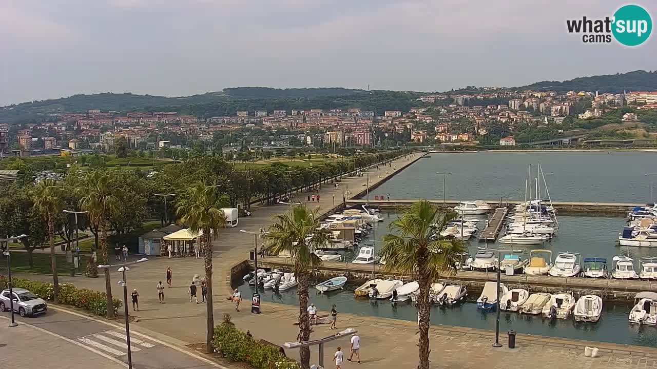 Der Hafen von Koper Live-Webcam – Kreuzfahrt- und Frachthafen – Slowenien