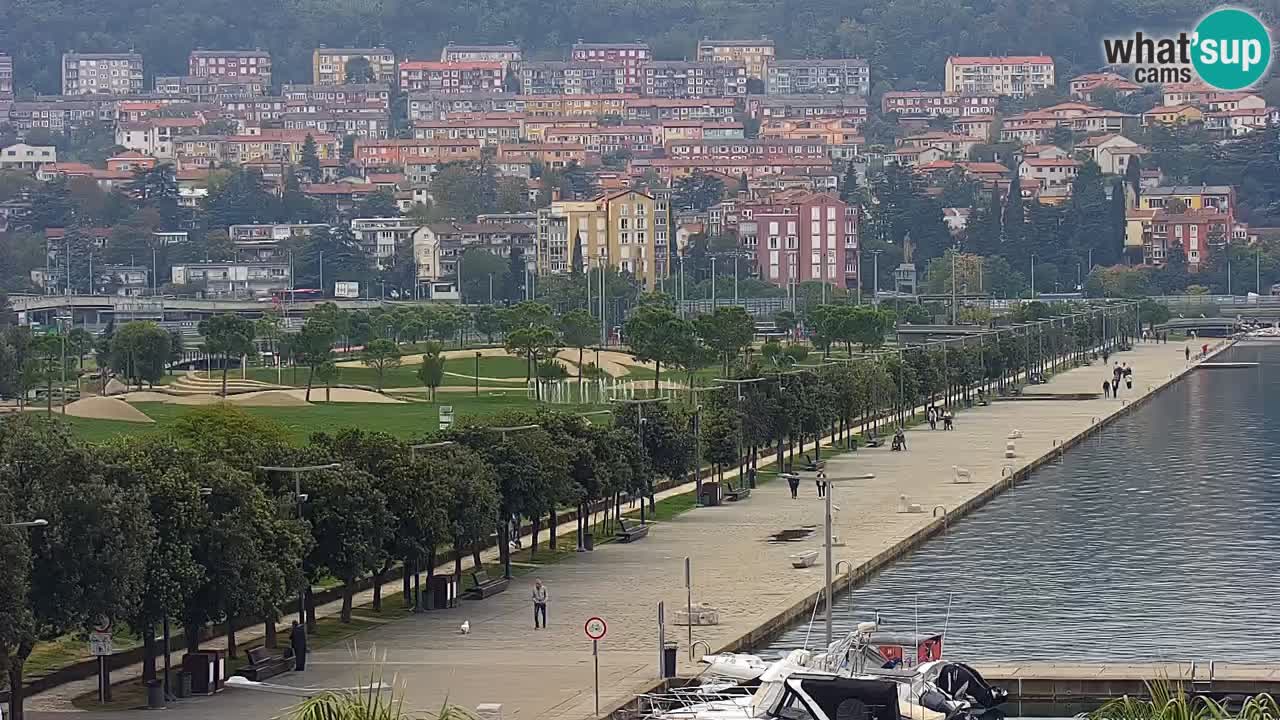 Webcam Koper – Panorama of the marina and promenade from the Grand Hotel Koper