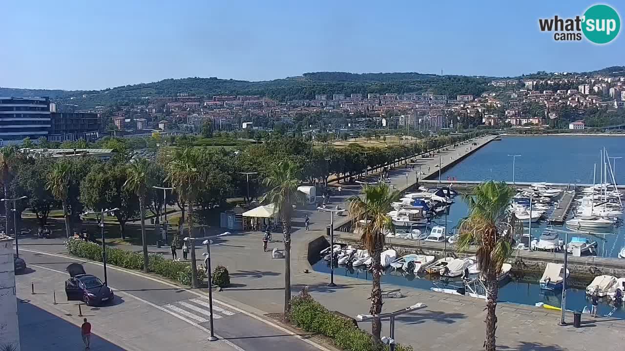 Camera en vivo Koper – puerto deportivo y paseo marítimo desde el Hotel Grand Koper
