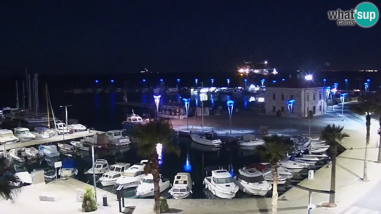 Webcam Koper – Panorama des Jachthafens und der Promenade vom Hotel Grand Koper