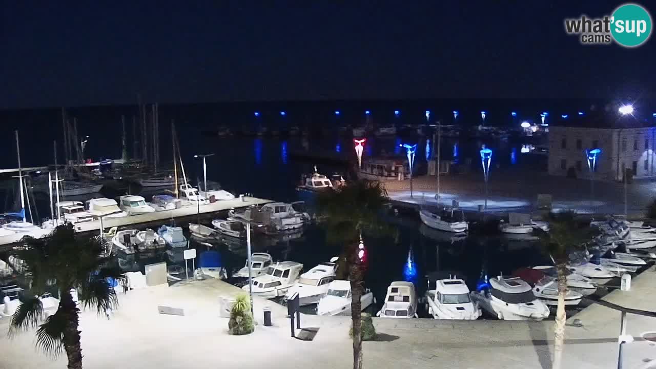 Webcam Koper – Panorama des Jachthafens und der Promenade vom Hotel Grand Koper