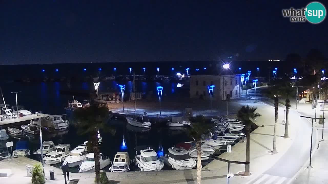 Webcam Koper – Panorama des Jachthafens und der Promenade vom Hotel Grand Koper