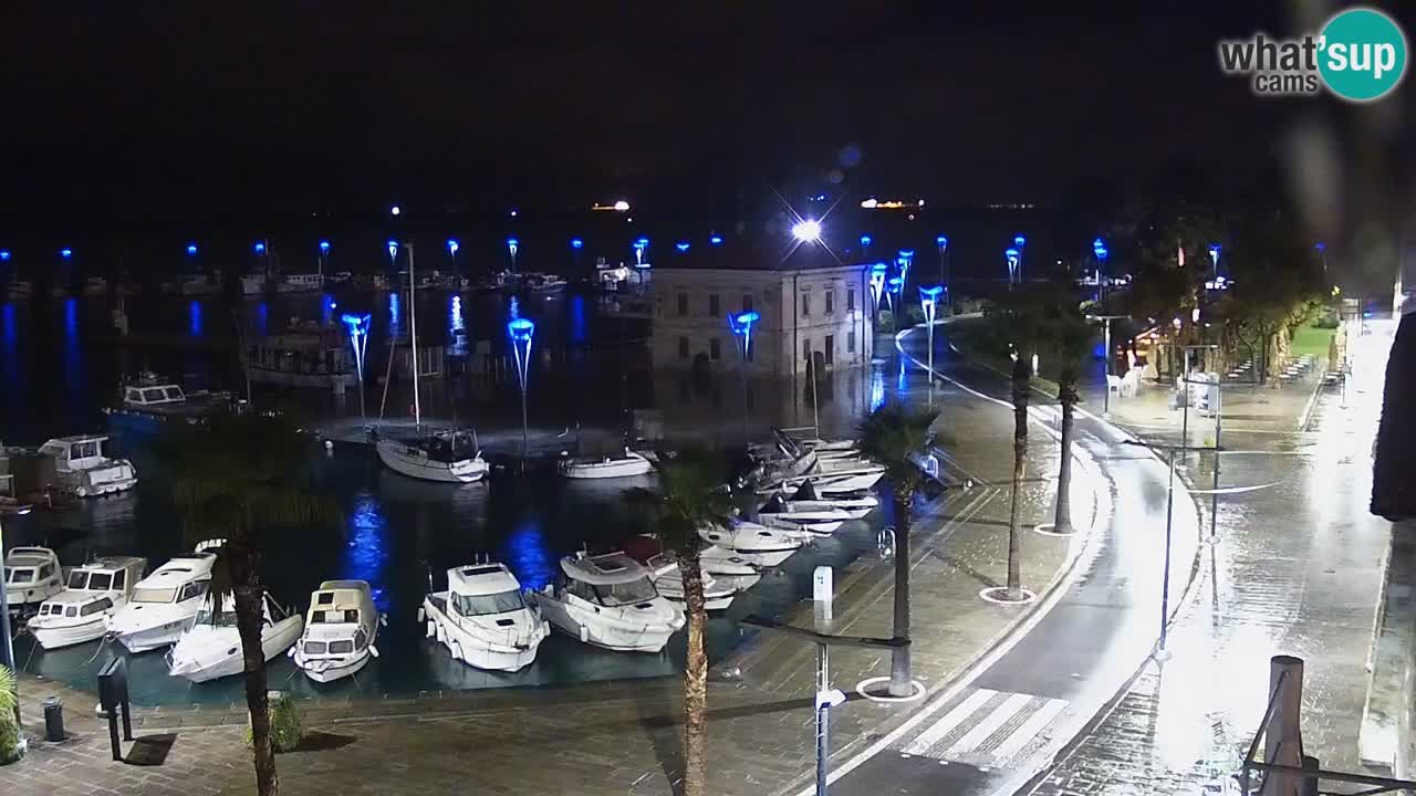 Camera en vivo Koper – puerto deportivo y paseo marítimo desde el Hotel Grand Koper