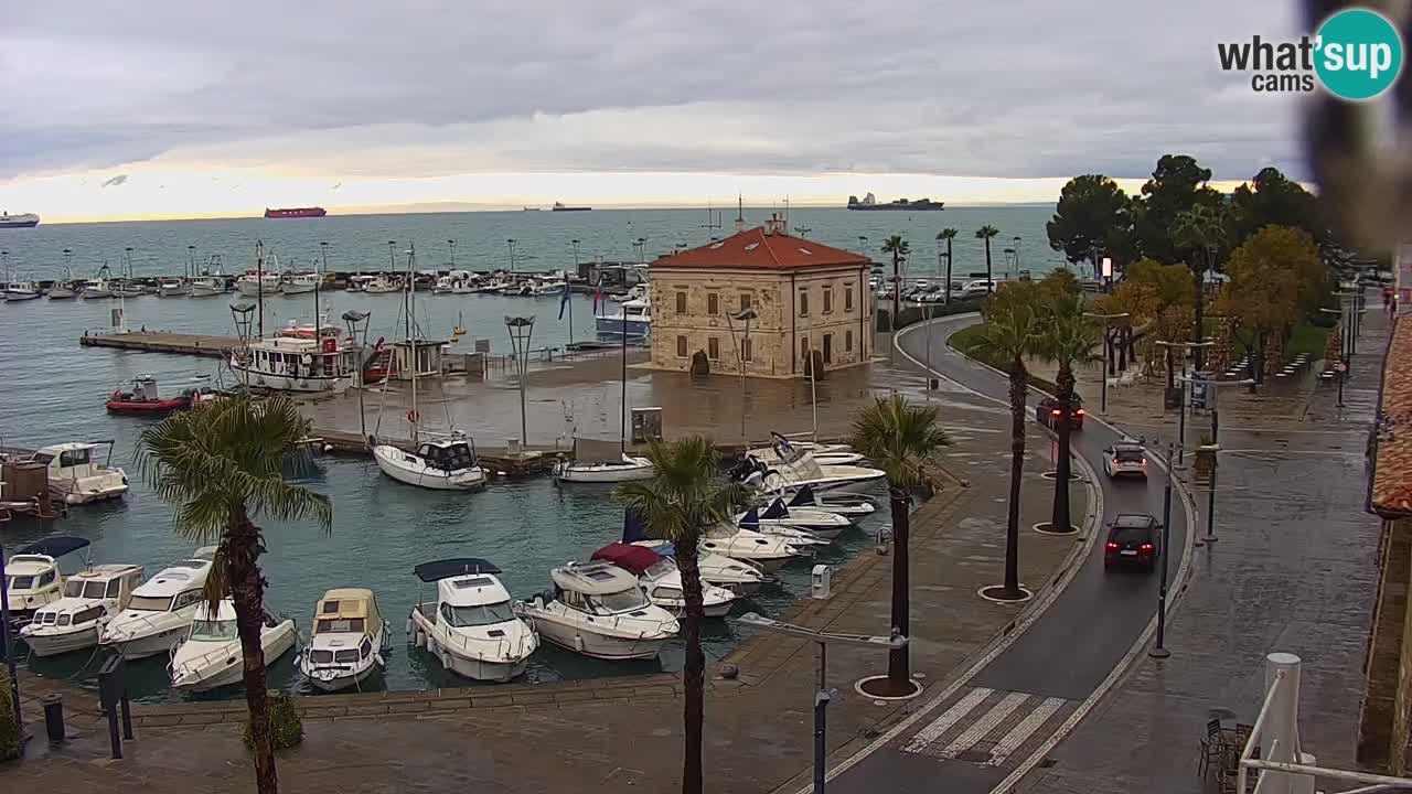 Webcam en vivo del Puerto de Koper – puerto de carga y cruceros – Eslovenia