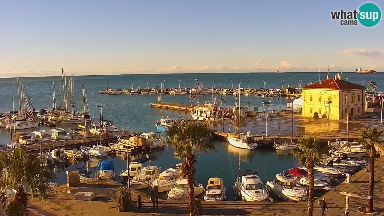 Webcam en vivo del Puerto de Koper – puerto de carga y cruceros – Eslovenia