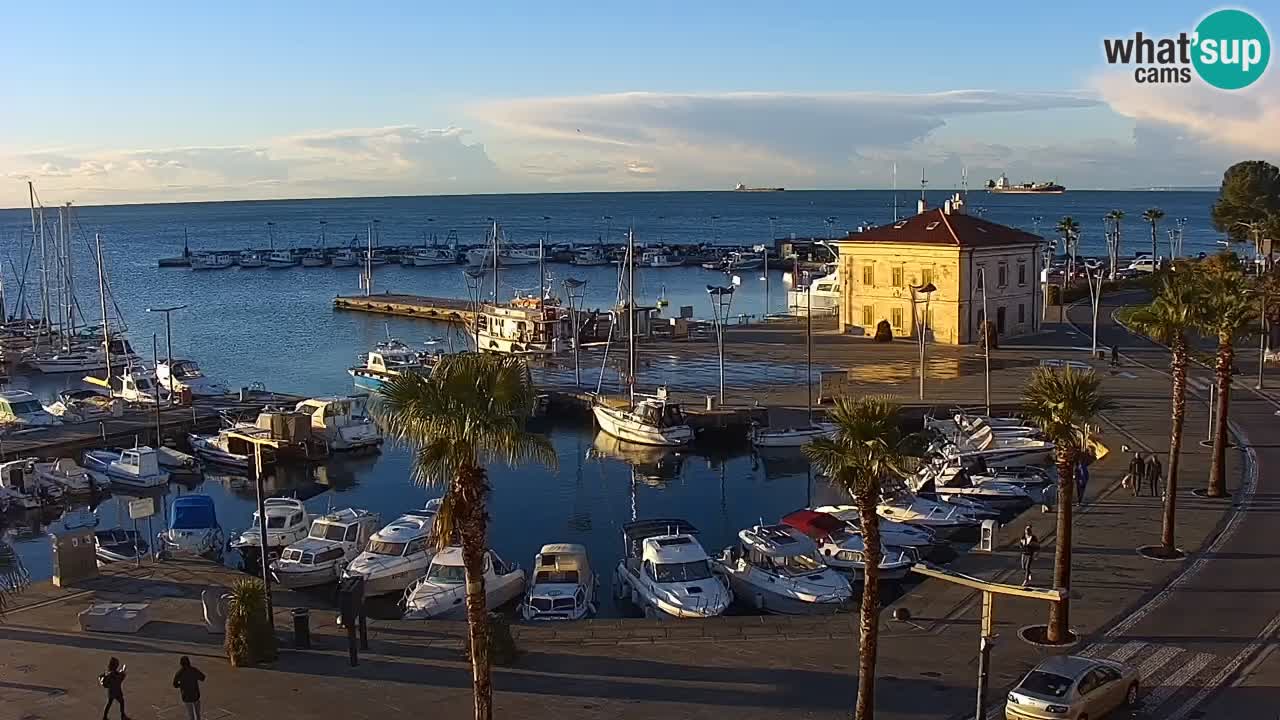 Il porto di Koper – Capodistria live webcam – porto crociere e mercantile – Slovenia