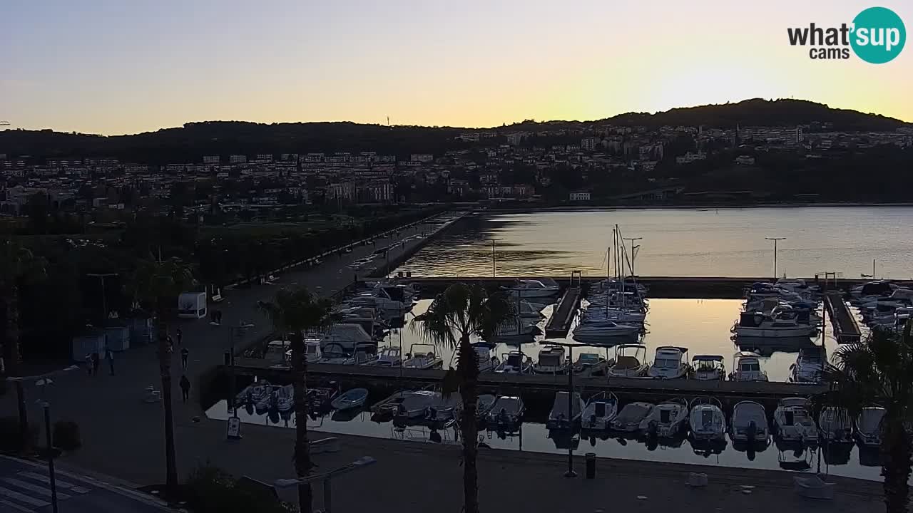 Webcam Capodistria – marina e lungo mare dall’Hotel Grand Koper