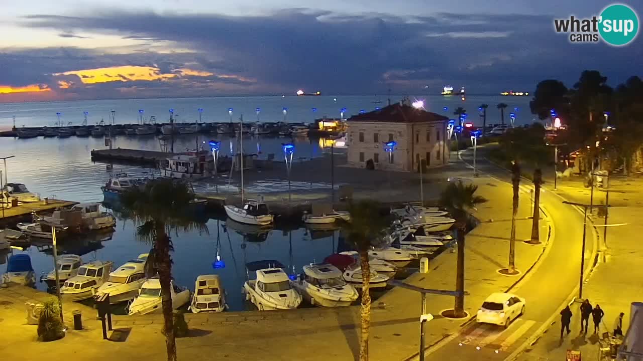 Camera en vivo Koper – puerto deportivo y paseo marítimo desde el Hotel Grand Koper