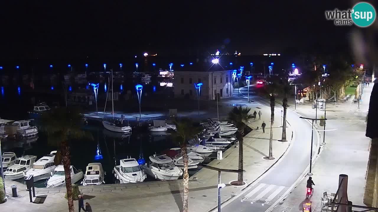 Webcam Koper – Panorama des Jachthafens und der Promenade vom Hotel Grand Koper