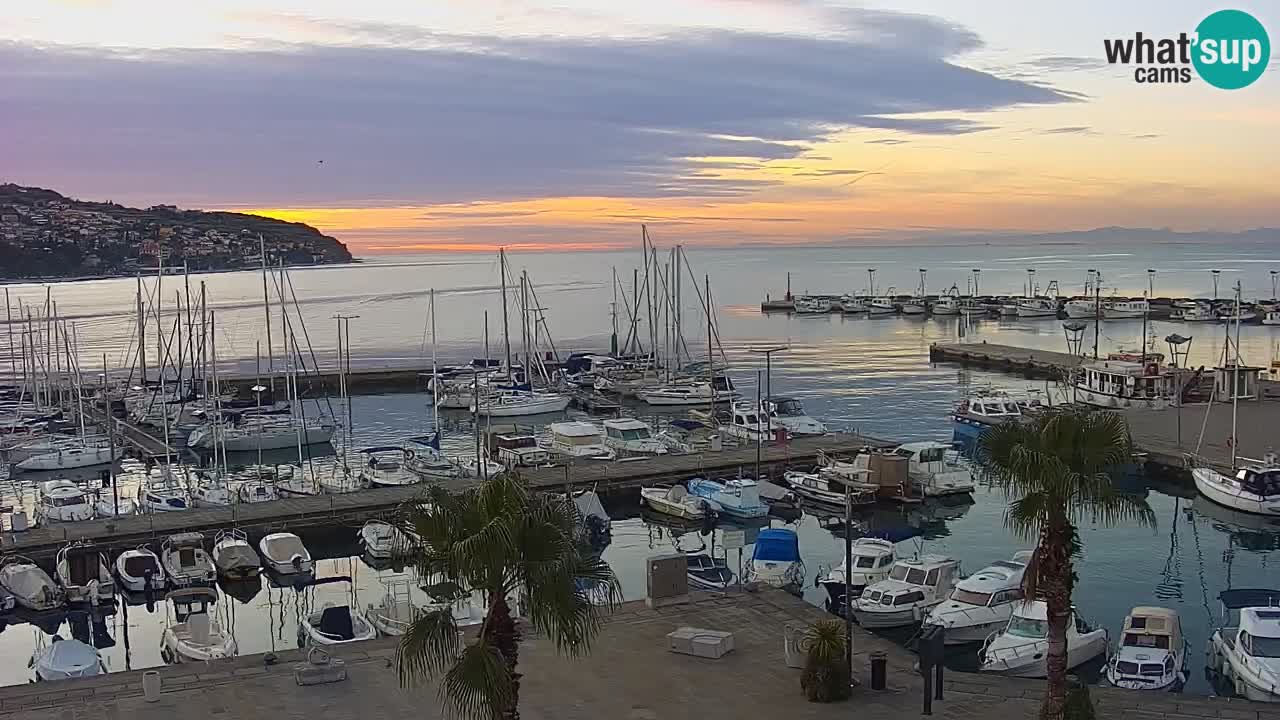 Il porto di Koper – Capodistria live webcam – porto crociere e mercantile – Slovenia