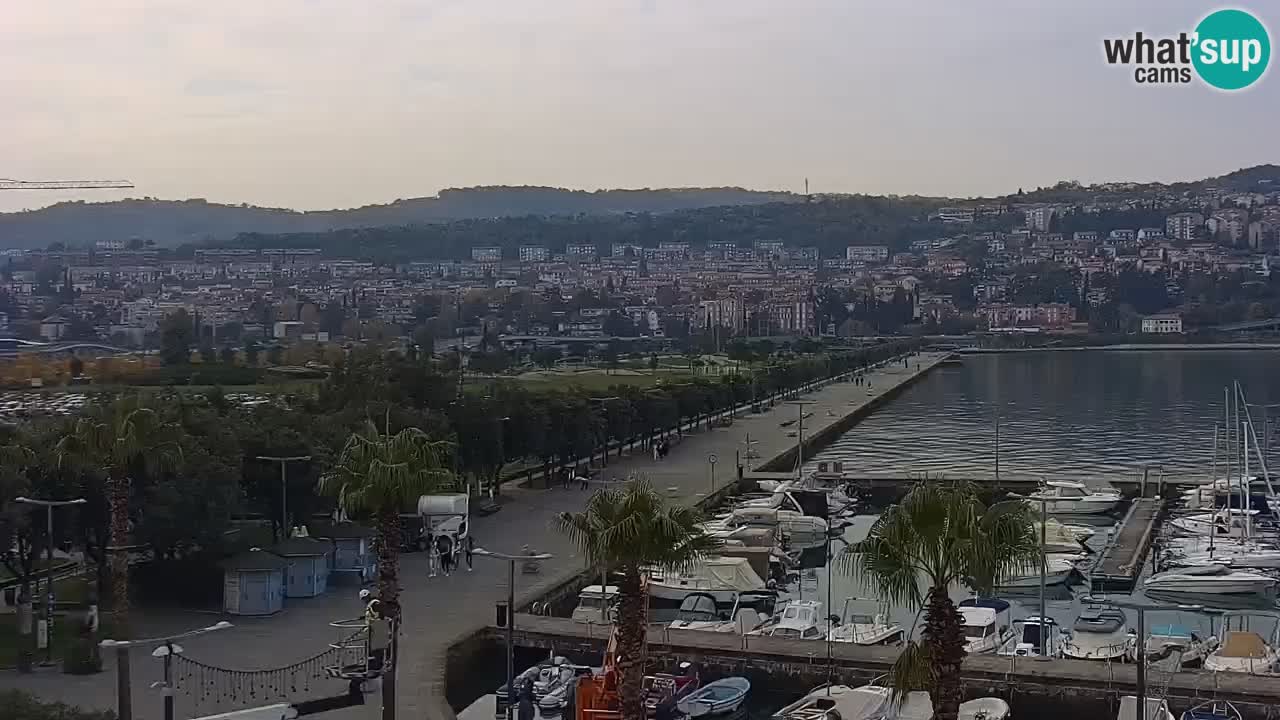 Web kamera Koper – marina i promenada – hotel Grand Koper