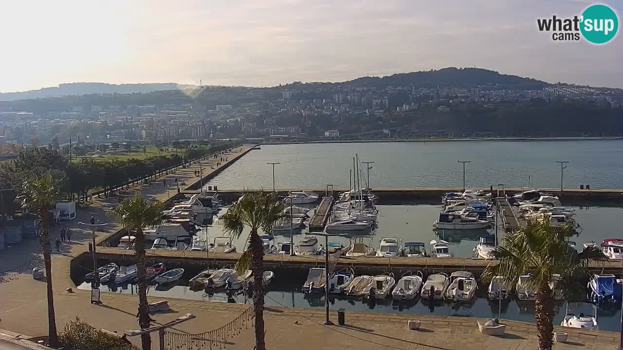 Camera en vivo Koper – puerto deportivo y paseo marítimo desde el Hotel Grand Koper