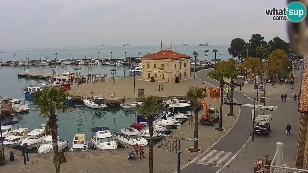 Camera en vivo Koper – puerto deportivo y paseo marítimo desde el Hotel Grand Koper