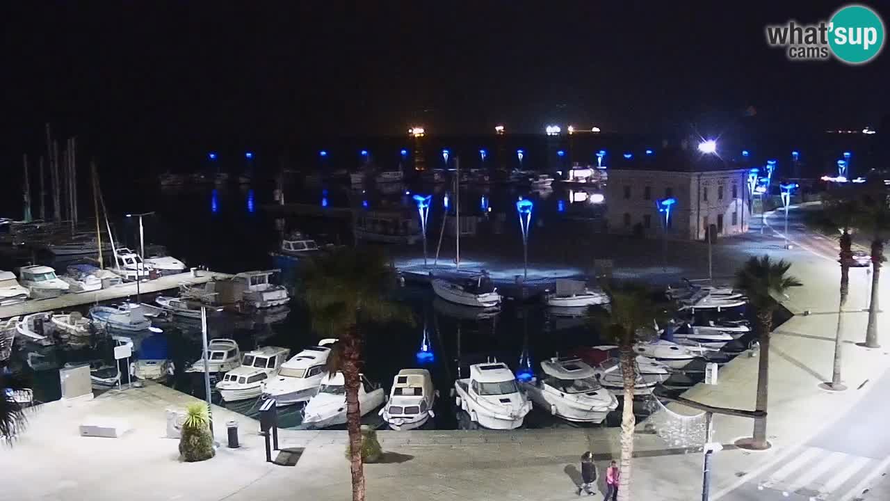 Webcam Koper – Panorama des Jachthafens und der Promenade vom Hotel Grand Koper