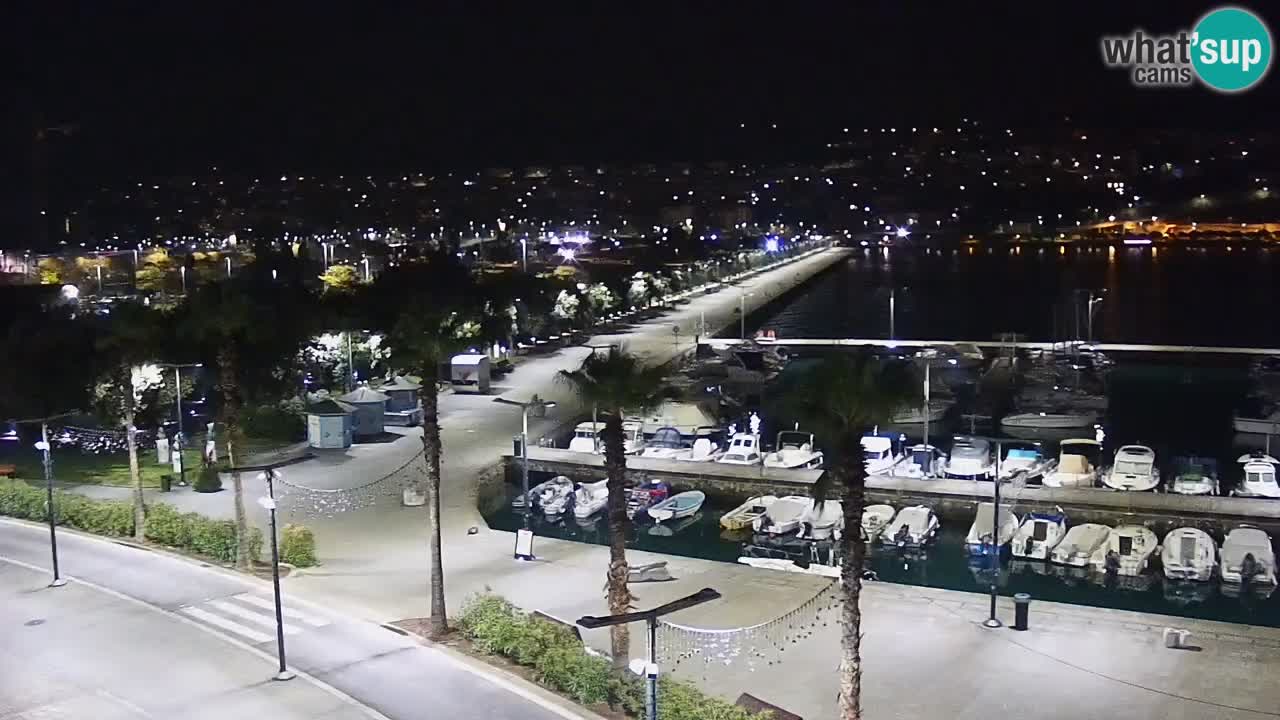 Webcam Koper – Panorama des Jachthafens und der Promenade vom Hotel Grand Koper