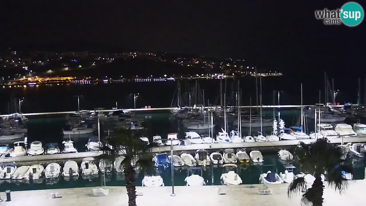 Der Hafen von Koper Live-Webcam – Kreuzfahrt- und Frachthafen – Slowenien