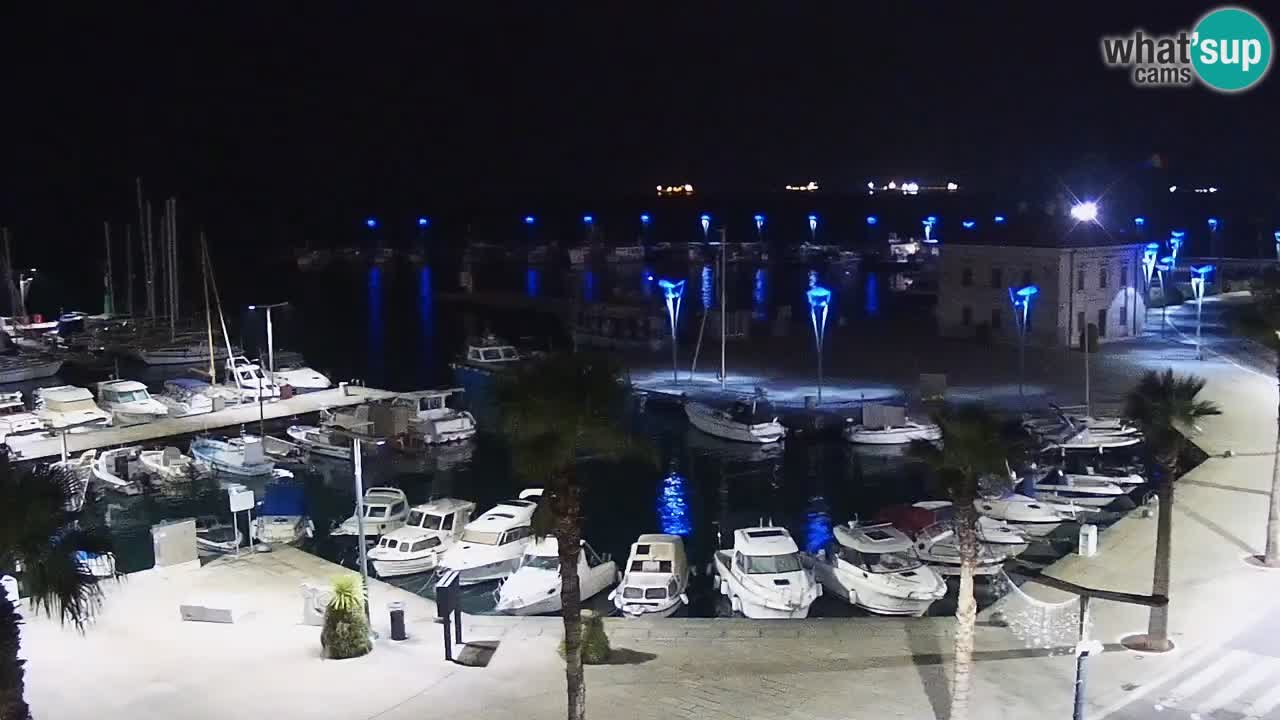 Spletna kamera Koper – Panorama na marino in promenado s Hotela Grand Koper