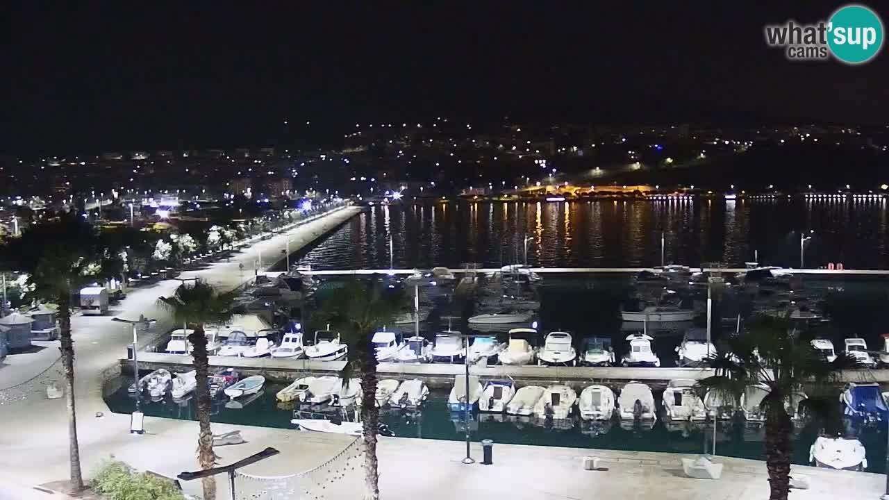 Webcam Koper – Panorama des Jachthafens und der Promenade vom Hotel Grand Koper