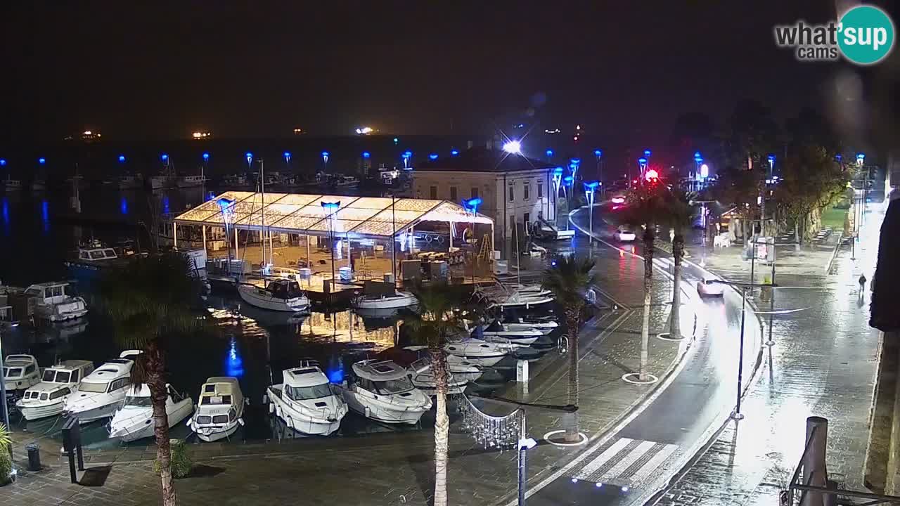 Spletna kamera Koper – Panorama na marino in promenado s Hotela Grand Koper