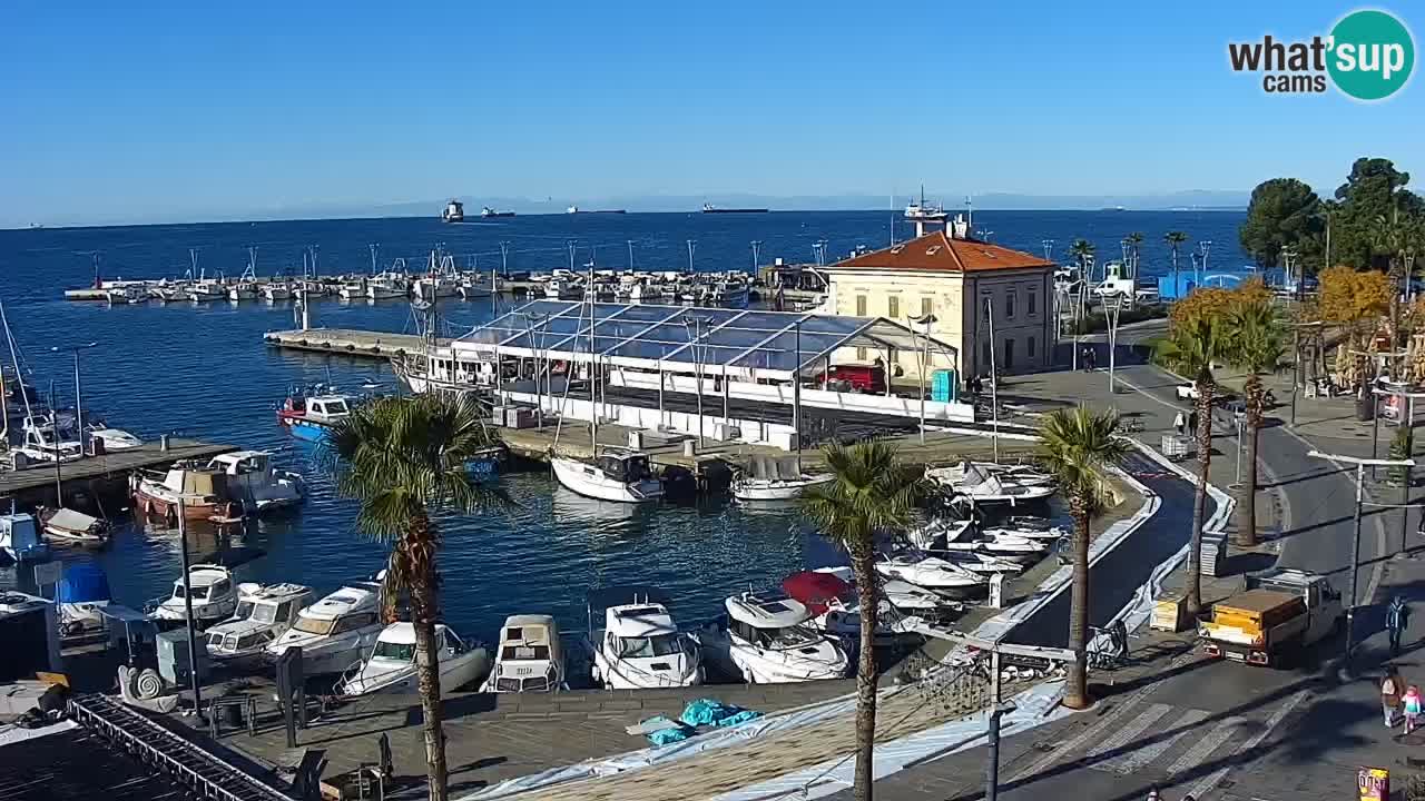 Camera en vivo Koper – puerto deportivo y paseo marítimo desde el Hotel Grand Koper